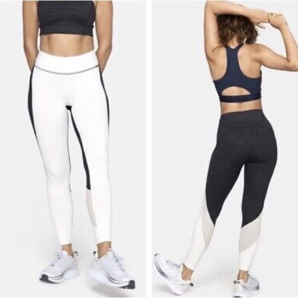 Outdoor Voices TechSweat 7/8 Leggings. Size Medium